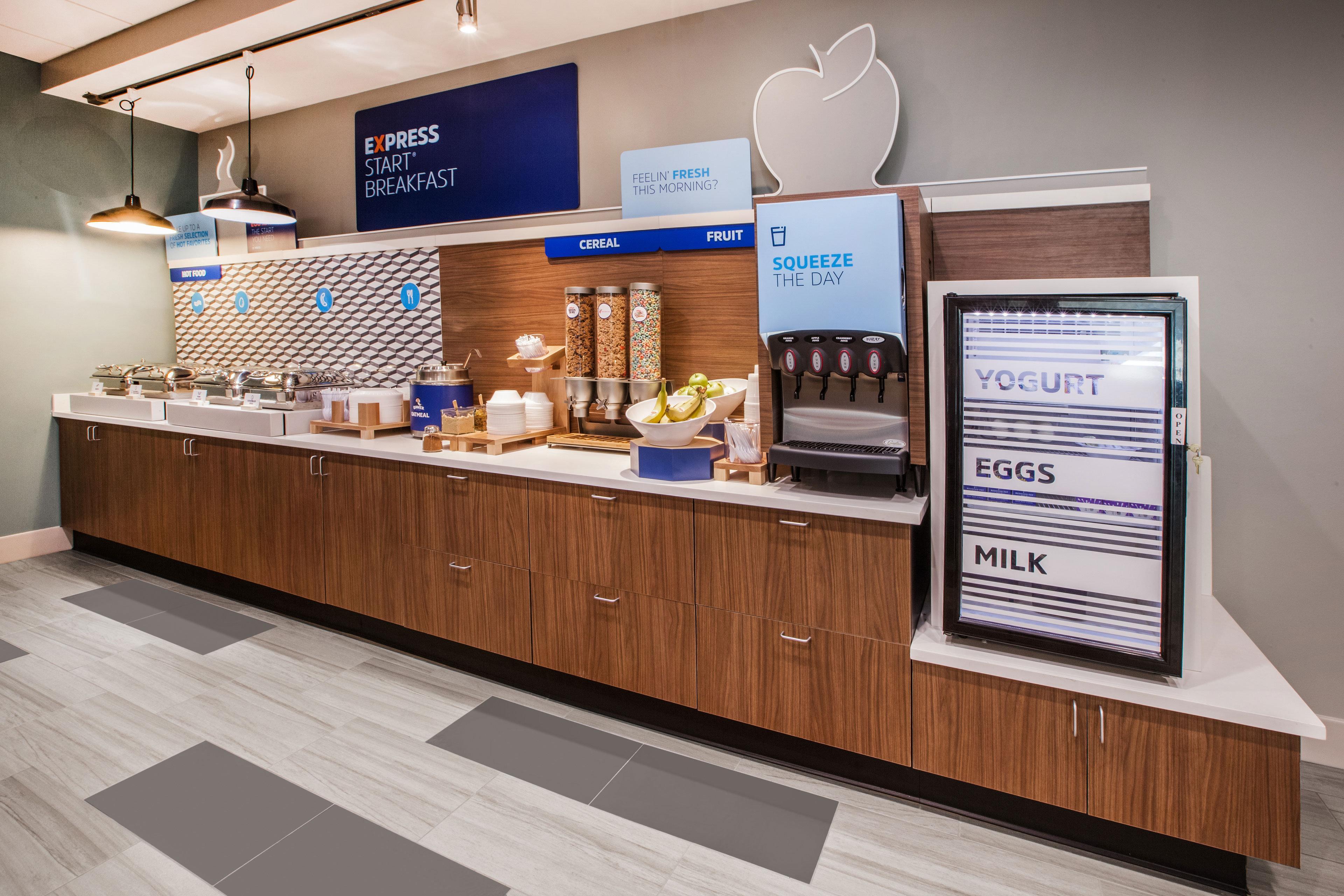 Holiday Inn Express & Suites Houston East - Baytown, An Ihg Hotel Экстерьер фото