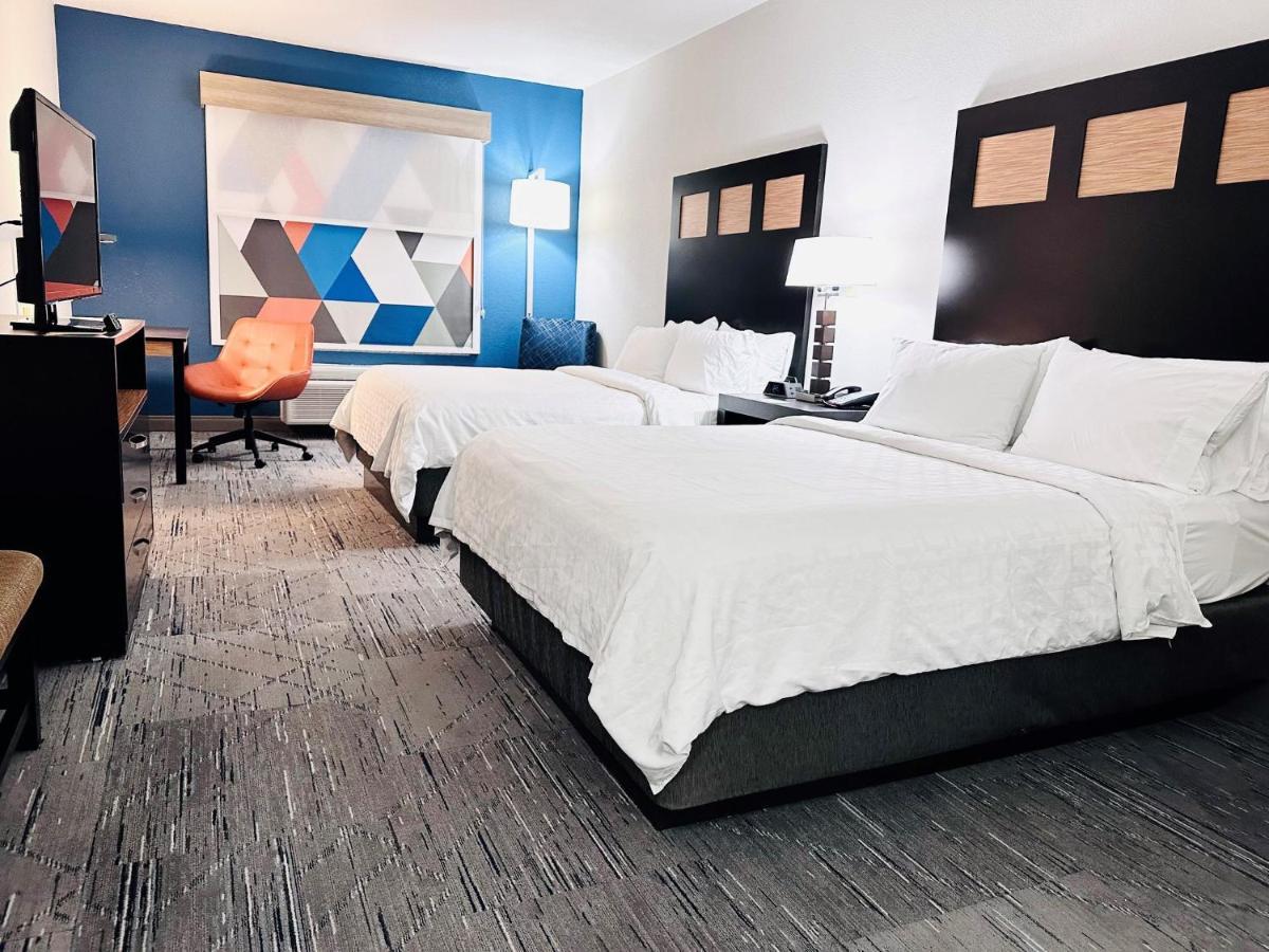 Holiday Inn Express & Suites Houston East - Baytown, An Ihg Hotel Экстерьер фото