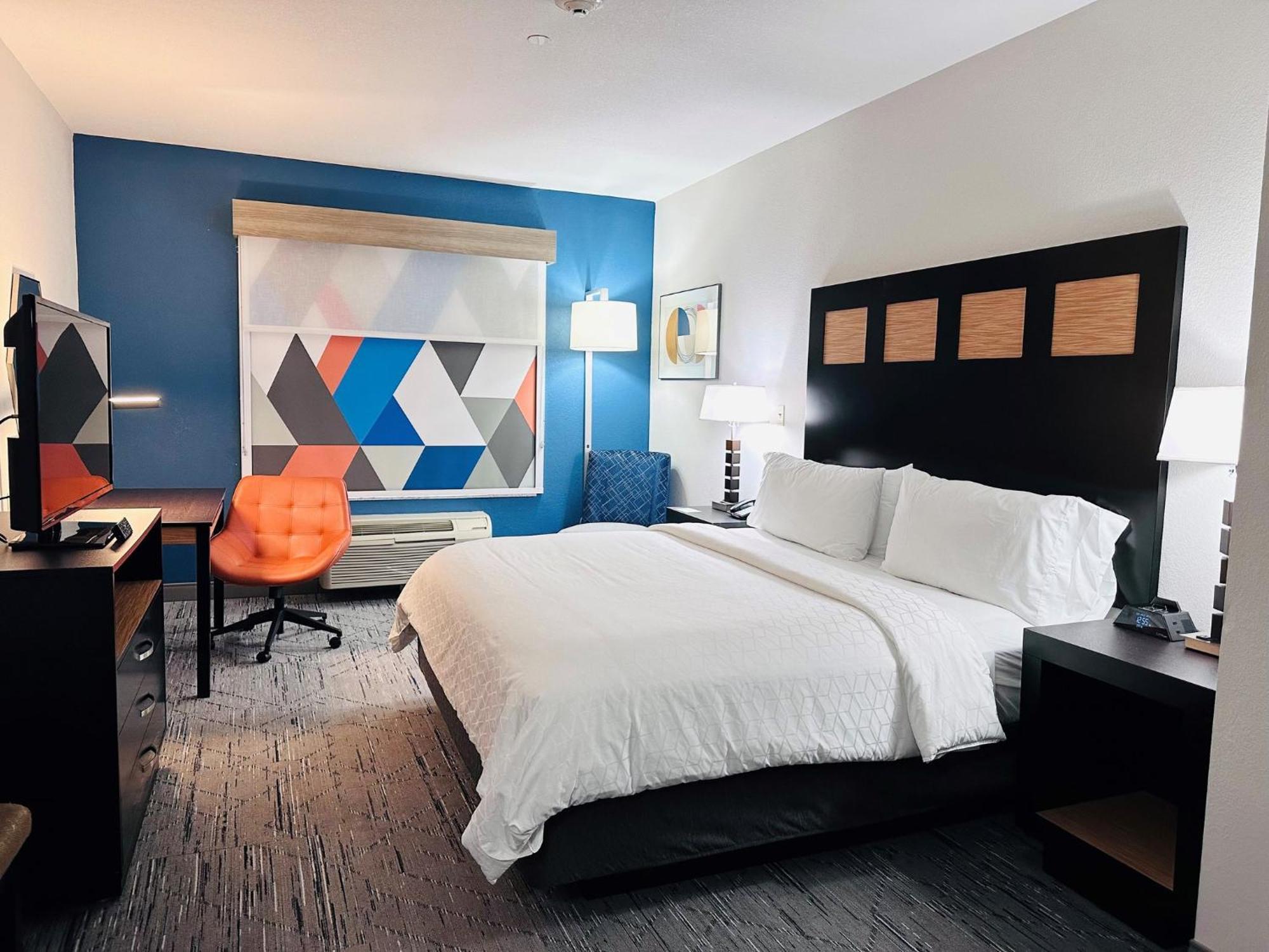 Holiday Inn Express & Suites Houston East - Baytown, An Ihg Hotel Экстерьер фото