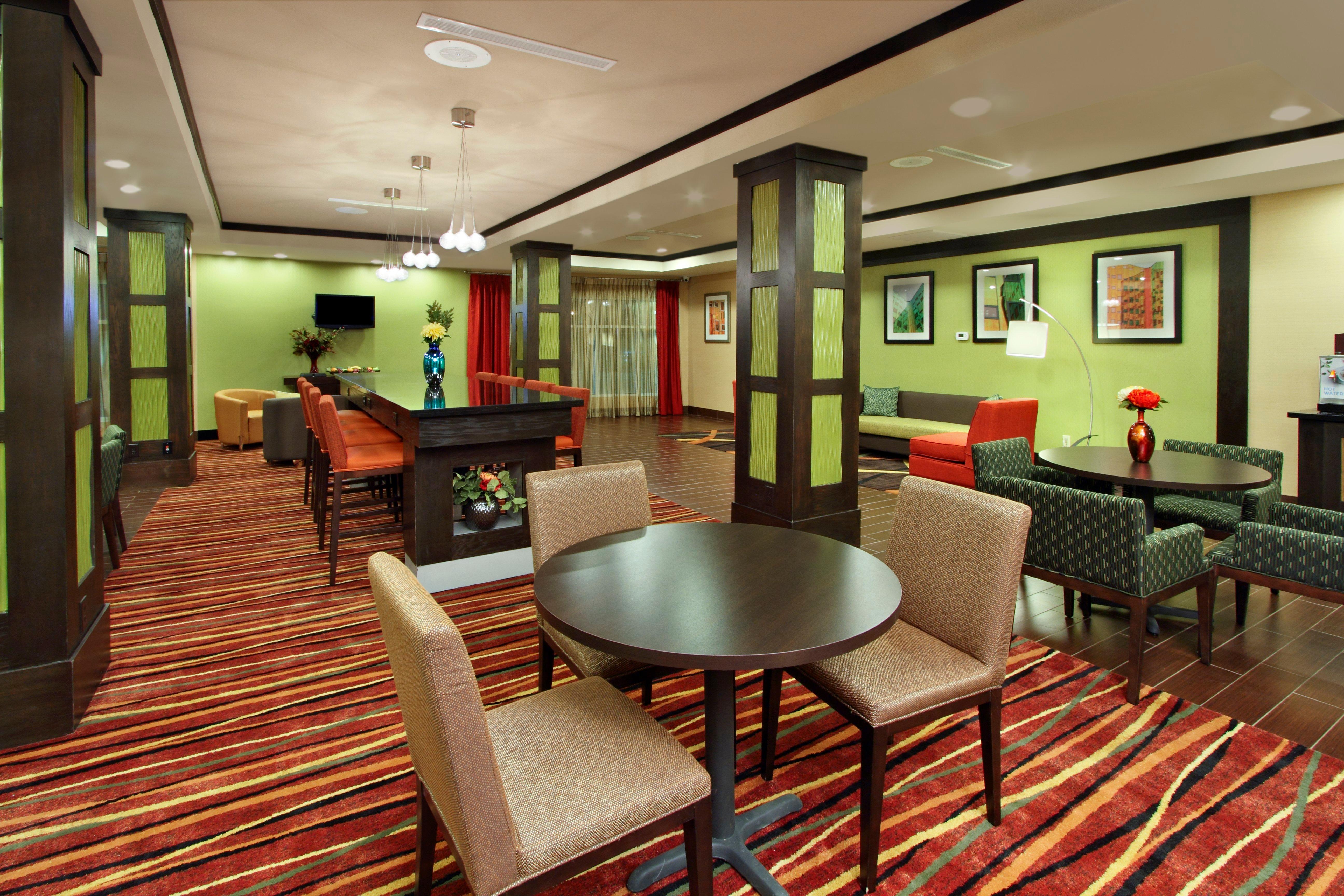 Holiday Inn Express & Suites Houston East - Baytown, An Ihg Hotel Экстерьер фото